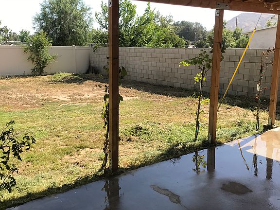 3rd image of 21957 Vivienda Ave