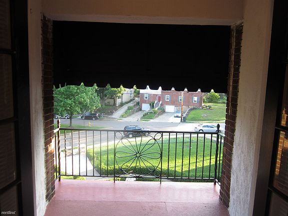 Enjoy your coffee on your own private balcony w awning!