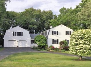 4 Bittersweet Ln, Andover, MA 01810