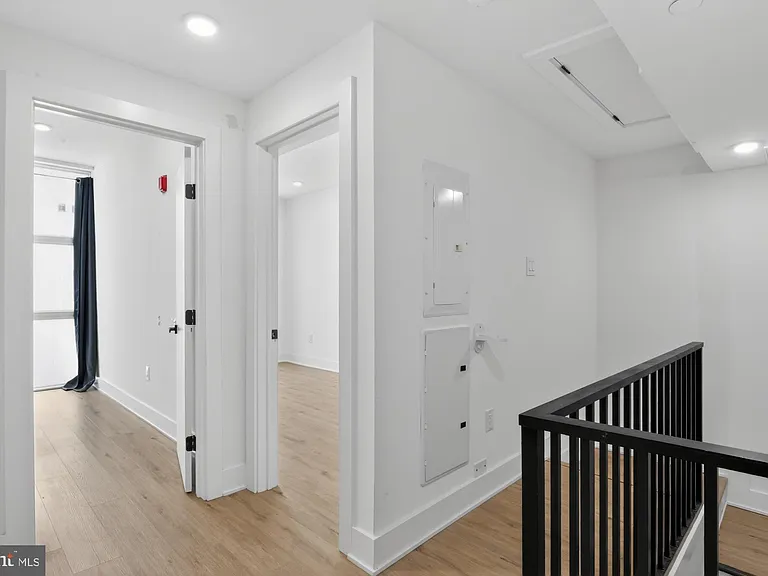 59 N 2nd St #14 — Photo 14
