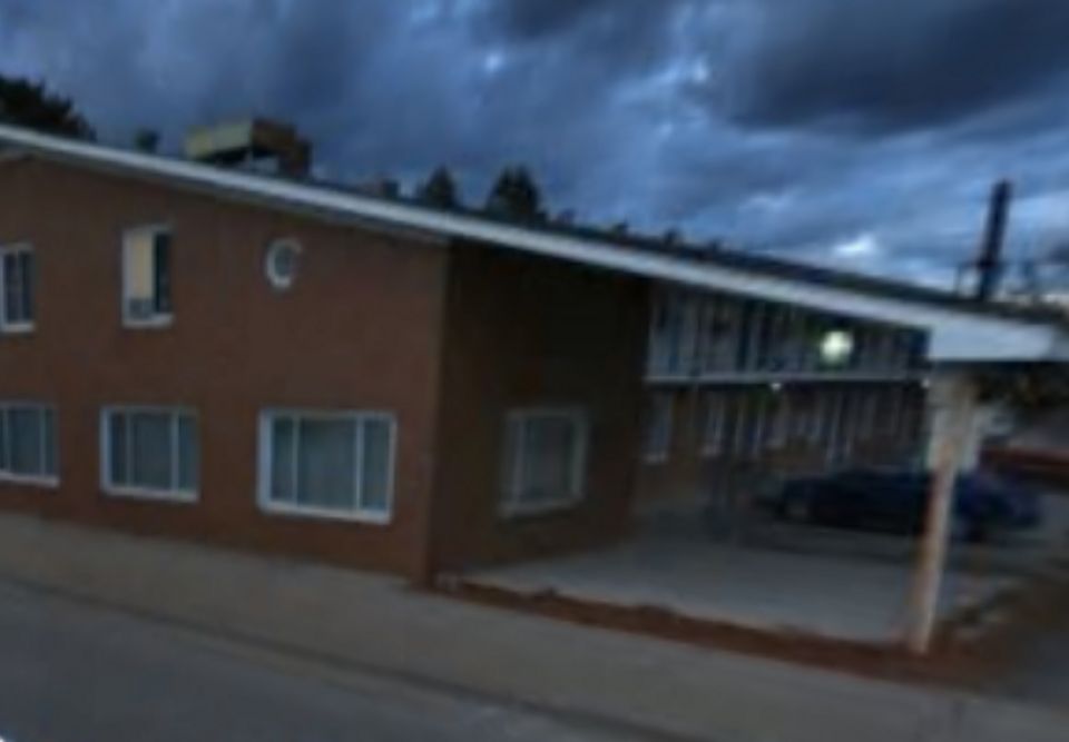 Building Photo 3