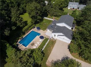 22 Pleasant View Ave, Madison, CT 06443