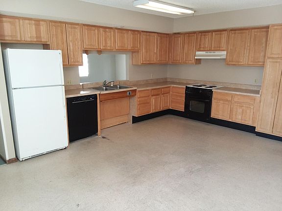 2nd image of 1810 N 28th St