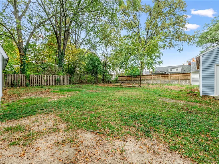 3587 Cowden Ave — Photo 20