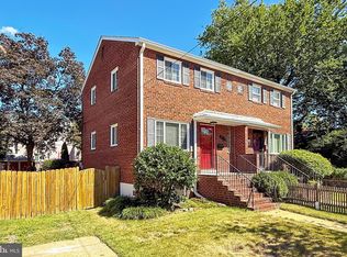 214 E Spring St, Alexandria, VA 22301