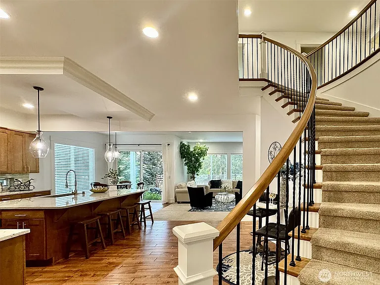 1939 213th Ct SE — Photo 14