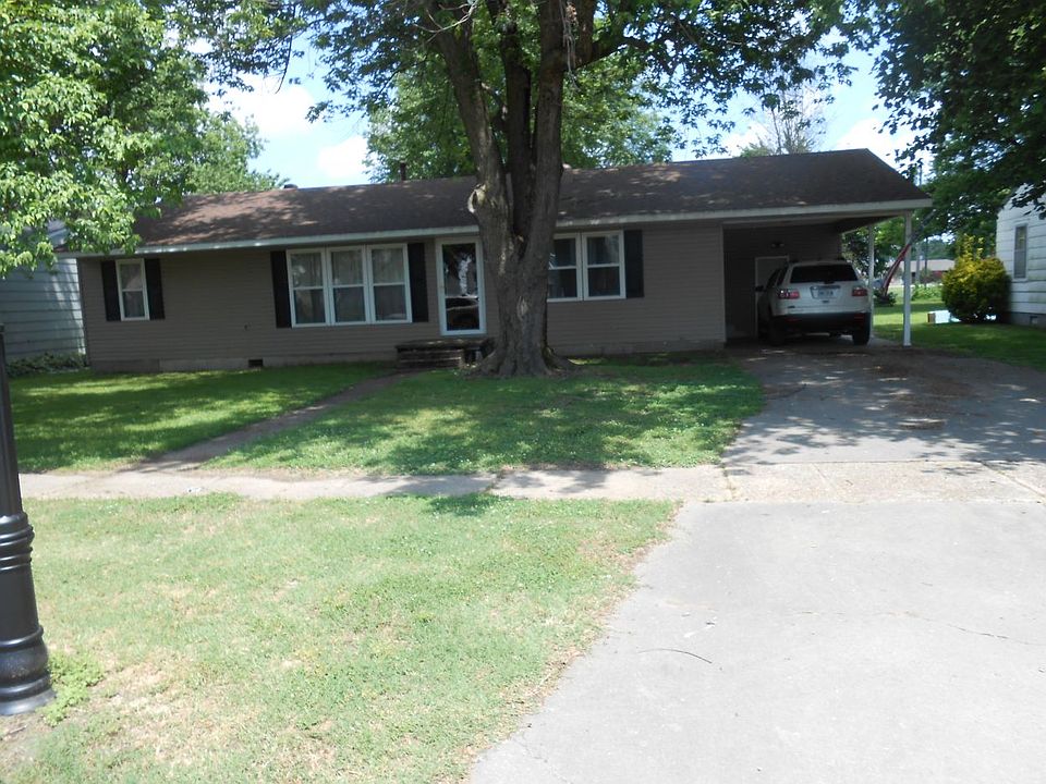 1st image of 1343 Davis St