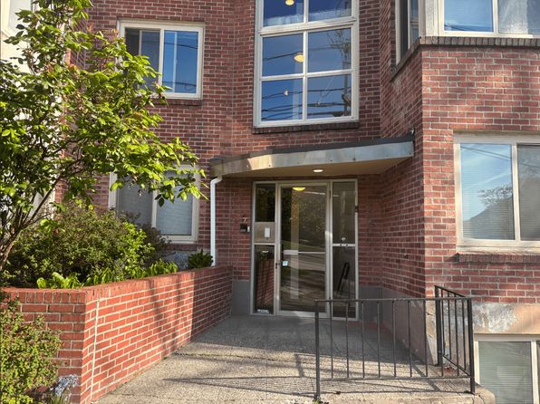 2500 E Denny Way #17379975