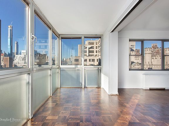 3rd image of 931 Lexington Ave #15C