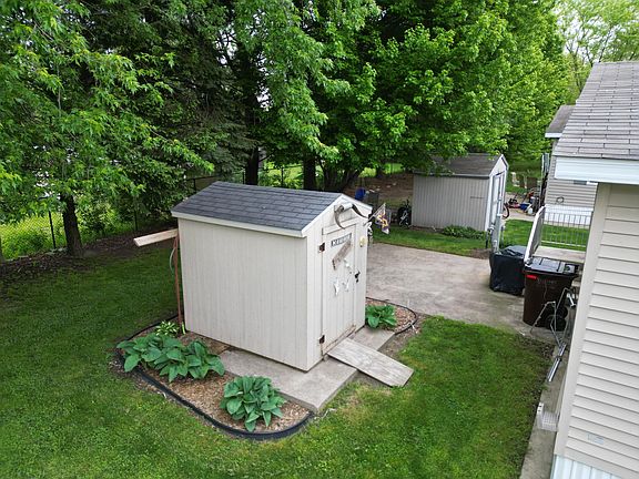 2nd image of 1139 Lincoln Ave Lot 190