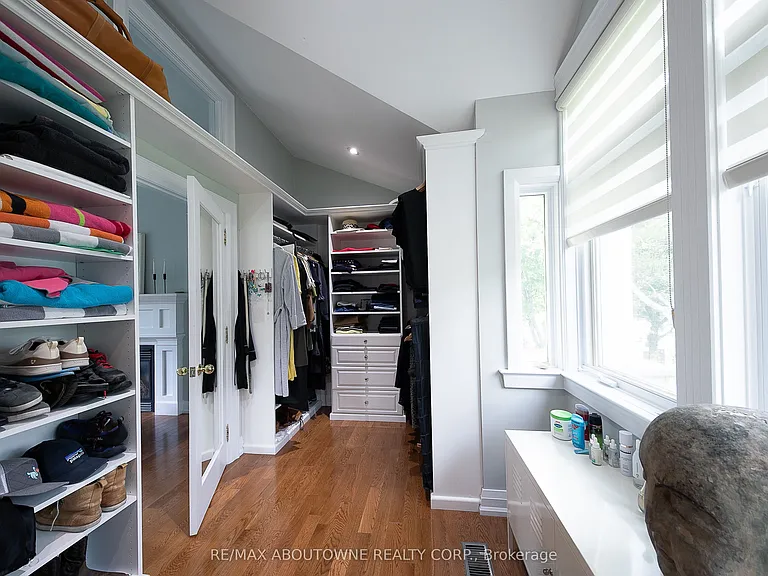 1290 Braeside Dr — Photo 24