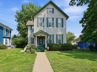 2118 W 3rd St, Davenport, IA 52802