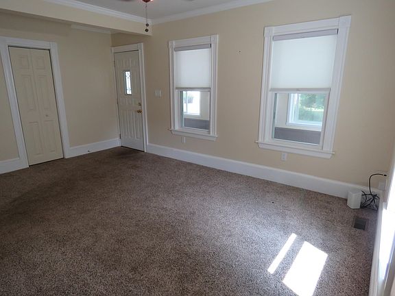 Living Room/Front Room