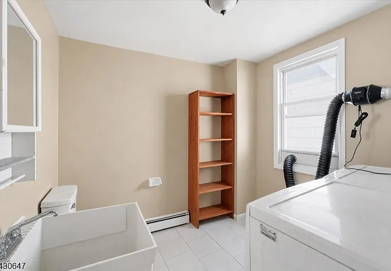 89 Main St #2 — Photo 6
