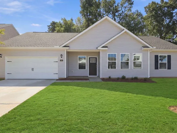 272 Lake Tyler Drive, New Bern, NC 28560