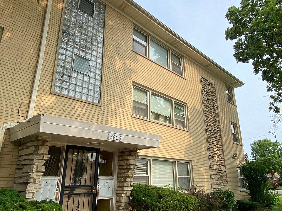 1st image of 3605 N Oconto Ave
