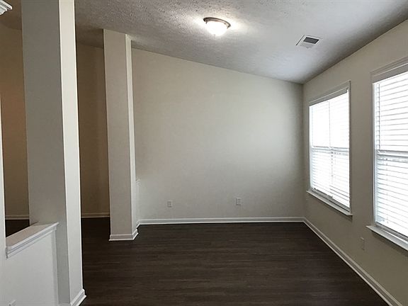 4th image of 1345 Lower Falls Dr