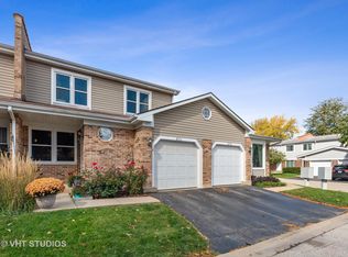 2156 N Abbeywood Ct #2156, Palatine, IL 60074