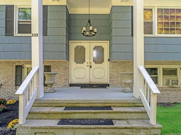 532 Frank Applegate Rd