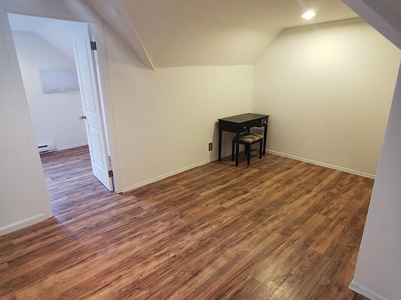 2nd image of 7507 189th St Floor 2
