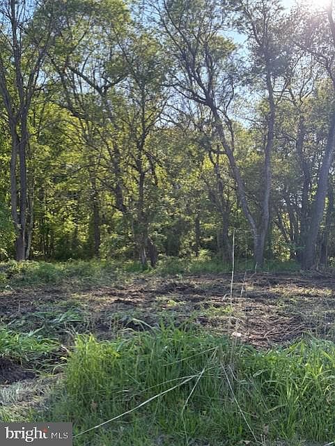 2nd image of 420 West Blvd