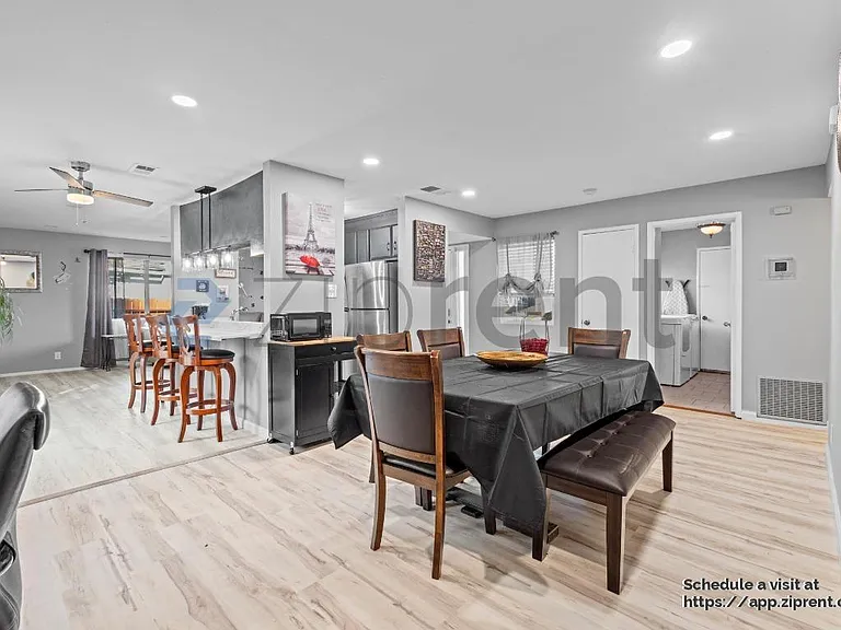 325 Falcon Dr — Photo 3