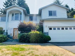 12319 NE 165th St, Bothell, WA 98011