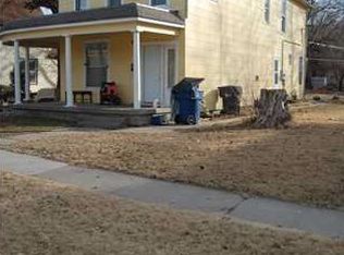 119 W 10th St, Newton, KS 67114