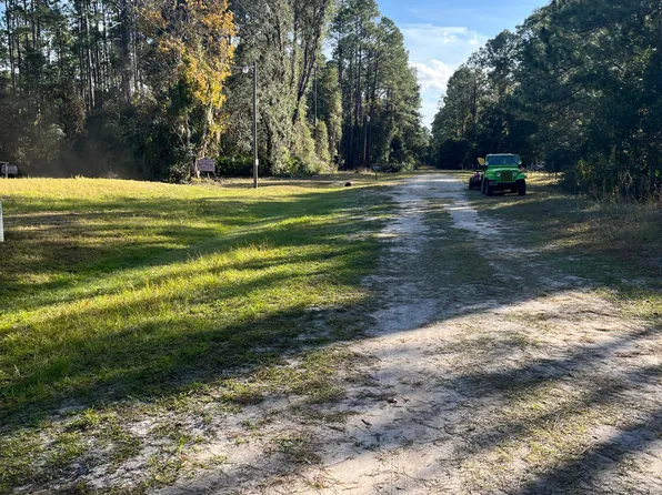 107 HEATHTON Street, Georgetown, FL 32113