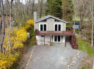 2217 Highpoint Dr, Lake Ariel, PA 18436