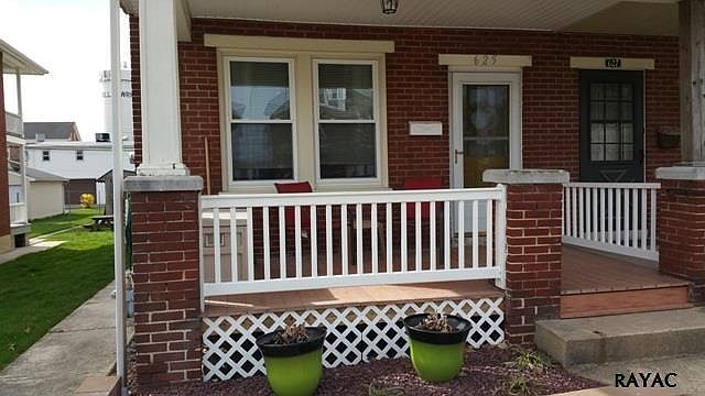 1st image of 625 Locust St