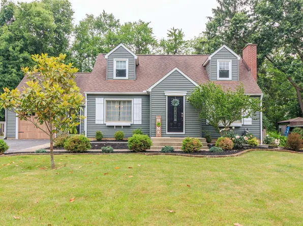 144 Sunset Dr, Granville, OH 43023