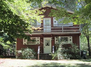 5127 Navajo Pl, Tobyhanna, PA 18466