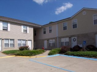 2610 Main St, Hurricane, WV 25526