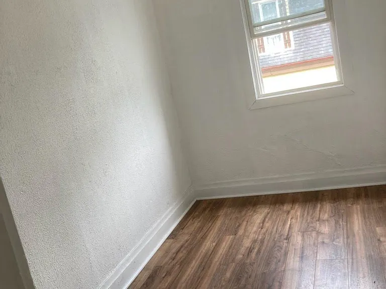 1340 Diana St #3 — Photo 16