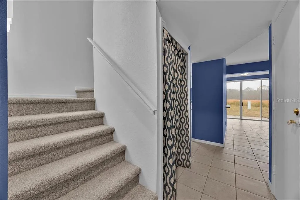 2 bed, 2.0 bath, 1200 sqft, $1,750 — Photo 2