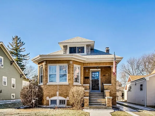 406 S Vail Ave, Arlington Heights, IL 60005