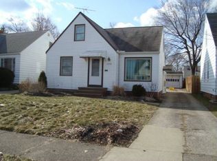 14706 Krems Ave, Maple Heights, OH 44137