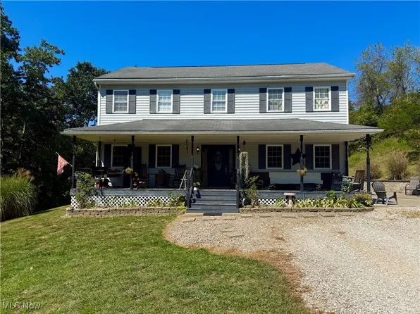 823 Greens Run Rd, Saint Marys, WV 26170