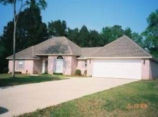 610 Shelby Dr, Tupelo, MS 38801