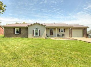 233 S Loop Dr, Stanford, KY 40484