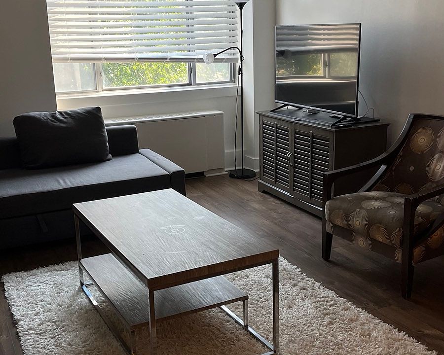 1st image of 600 E 8th St APT 4P