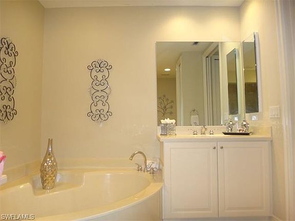 5th image of 19681 Marino Lake Cir APT 1501