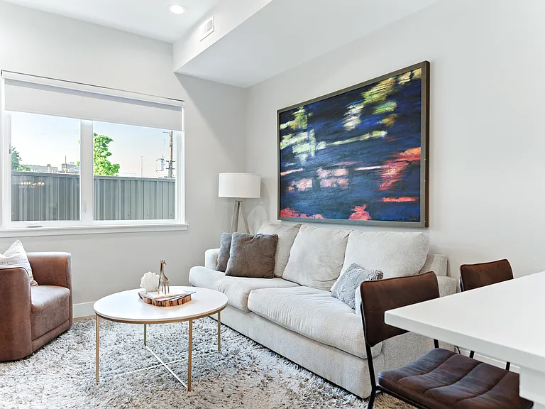3830 N Jason St #6 — Photo 1