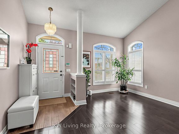 5th image of 21 Cliveden Pl
