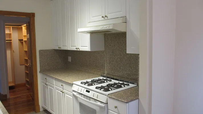 Rented by EZ Sell Realty | media 12