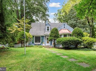 1305 Providence Rd, Secane, PA 19018