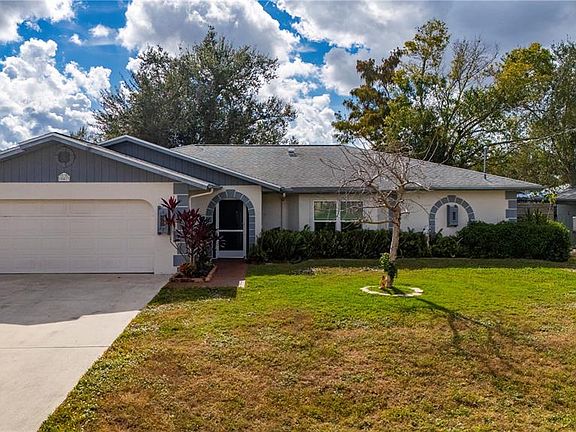 3rd image of 28427 Sabal Palm Dr