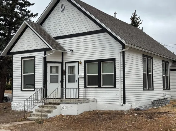 821 1/2 W Buffalo St, Rawlins, WY 82301