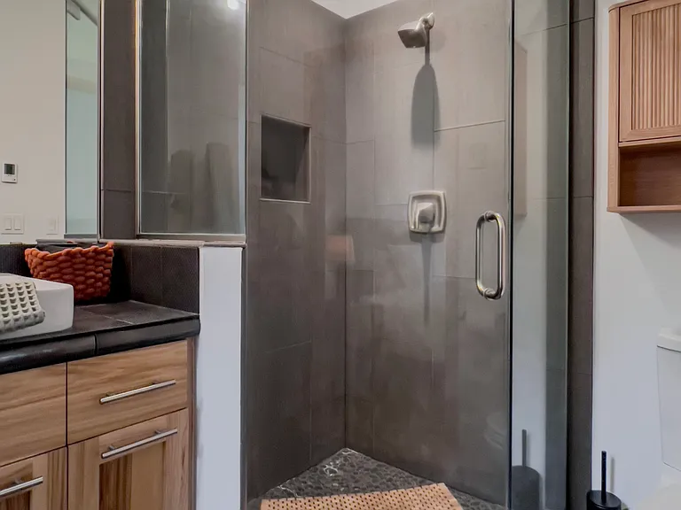 19544 Century Dr — Photo 36